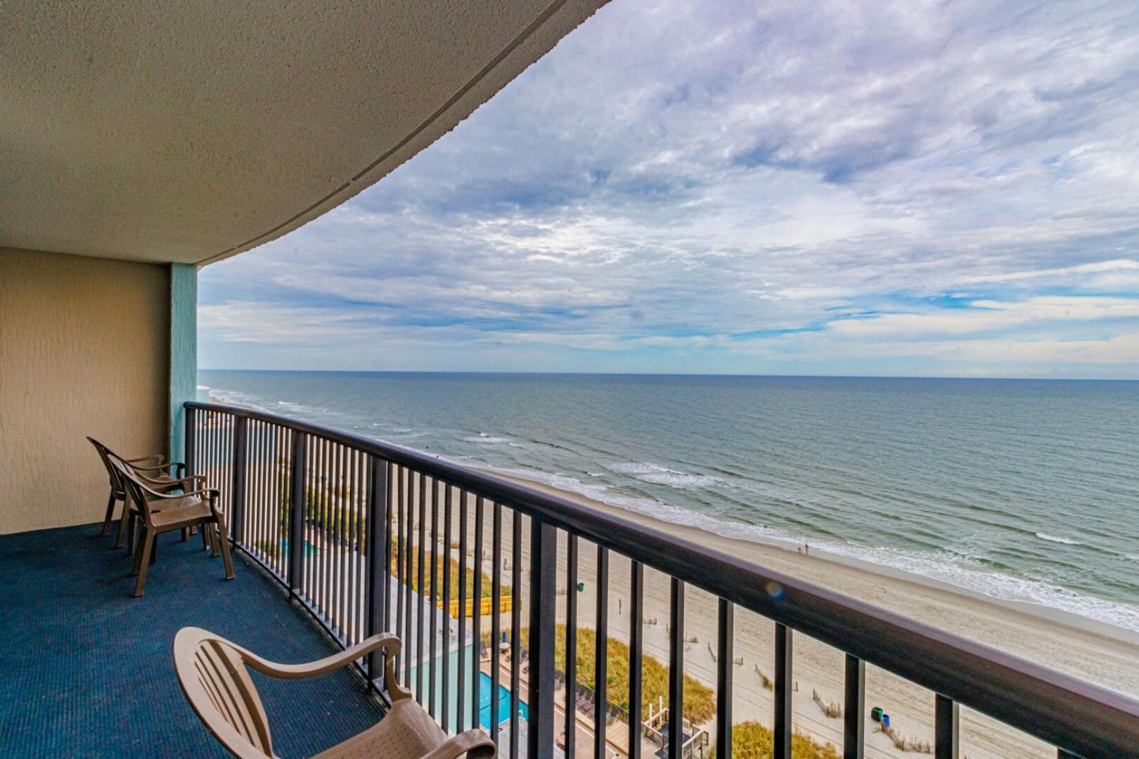 Gorgeous Oceanfront 3 Bedroom Condo! Sleeps 10 Guests! Compass Cove Mariner Tower 1217 Myrtle Beach Eksteriør billede